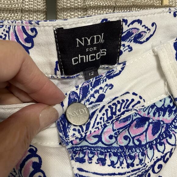 NYDJ for Chicos SLIM CROP Jeans Size 12 White Purple Paisley Lift Tuck Slimming - Picture 6 of 11